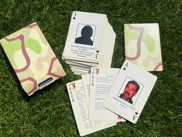 US Army  - 紙牌遊戲 US Military Most-wanted Iraqi playing cards - 2003 Invasion Iraq - Sadam Hussain + most-wanted - 美國