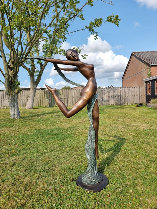 Statue, XXL Bronze Scarf Dancer - 155 cm - Bronze