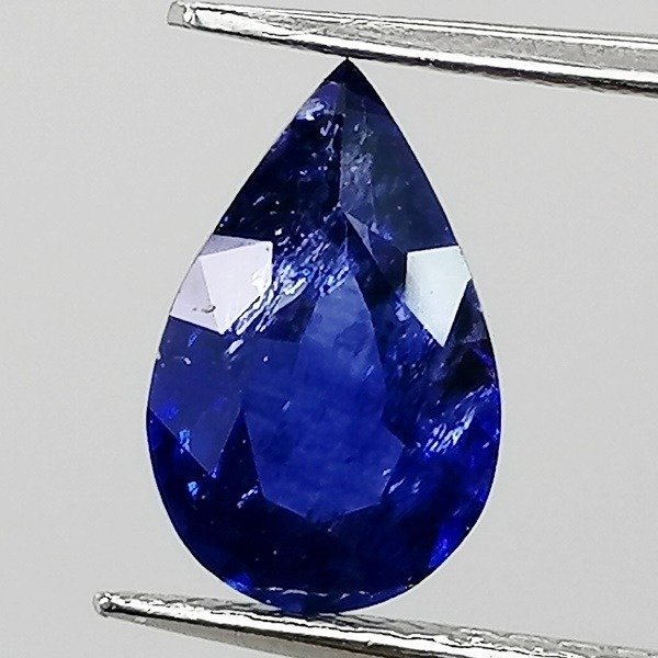 Blauer Saphir - 1.34 ct
