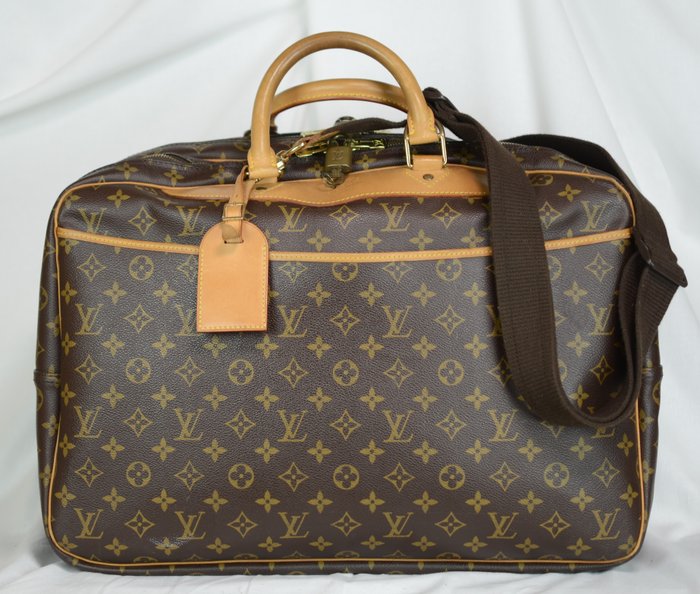 Louis Vuitton made a $370 luggage tracker - The Verge