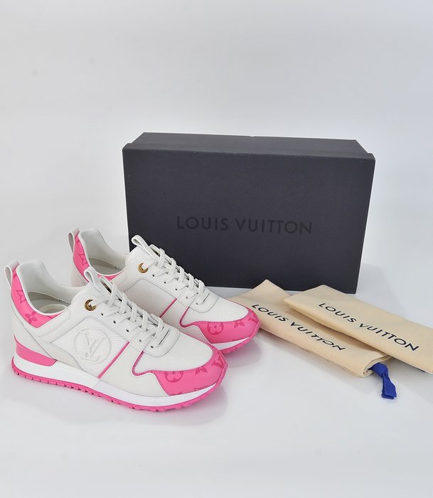Louis Vuitton Pink Shoes for Sale in Online Auctions