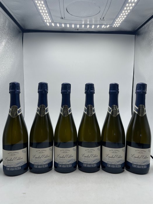 2019 Fontanafredda, Limited Edition Alta Langa Brut Metodo Classico - Piedmont - 6 Bottles (0.75L)