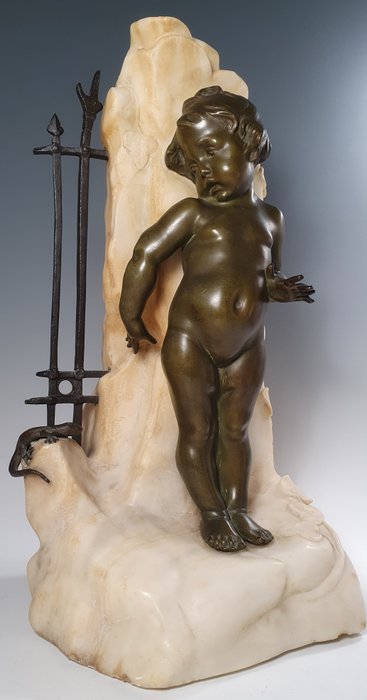 Henri Pernot (1859-1937) - Escultura, "L'enfant au lézard" - 52 cm - Bronce, Mármol, Zinc técnico