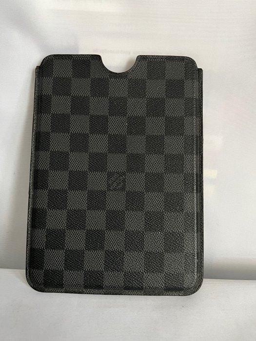 Louis Vuitton - iPad MINI Case Cover - Accessory - Catawiki