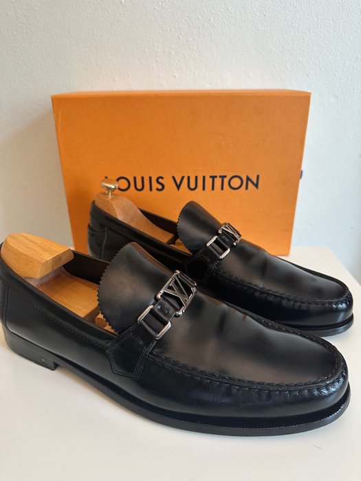 Louis Vuitton Mens Black & Blue Sandals Size 7