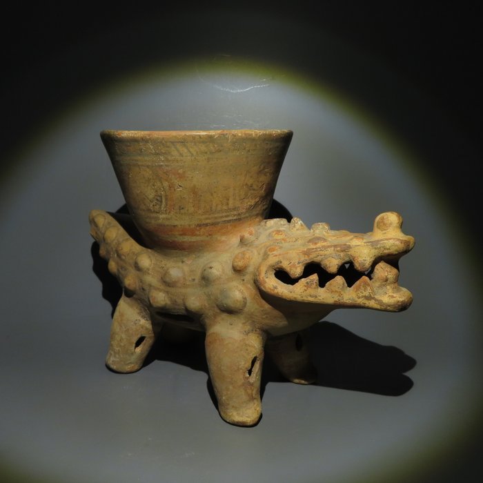 Costa Rica Terracotta Bowl in the shape of a crocodile. 1000-1200 AD. 32.5 cm. L. With Spanish Import License.