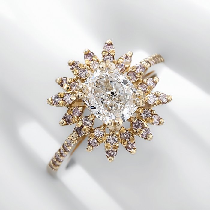 Ring Gelbgold -  1.31ct. tw. Diamant  (Natürlich)