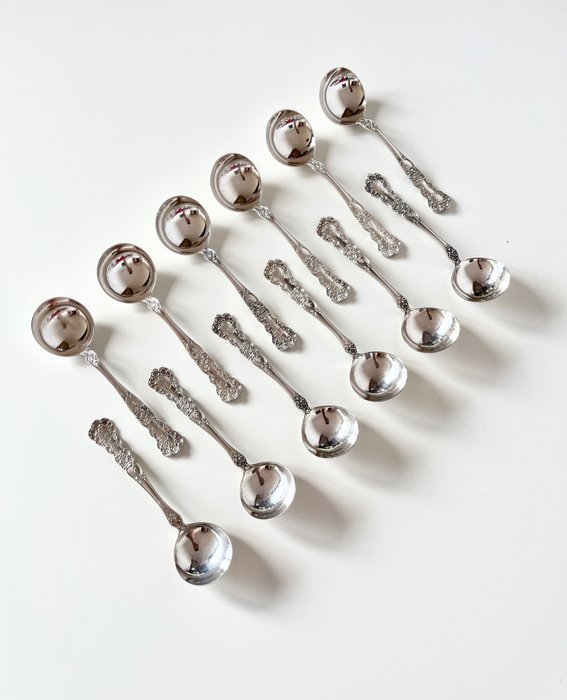 Gorham Manufacturing Company Antique sterling silver 12 pieces Dessert- Fruit Spoons 300gr ca - 水果勺 (12) - .925 银