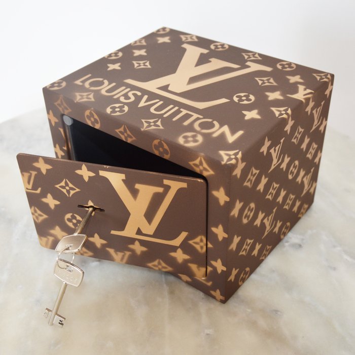 nLm - Louis Vuitton Safe Vault Jewelry Box - Catawiki