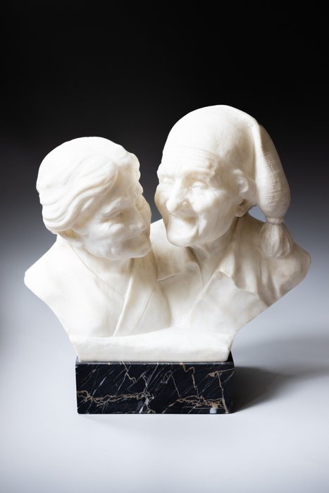 Skulptur, Les noces d'or - 38 cm - Alabaster, Marmor