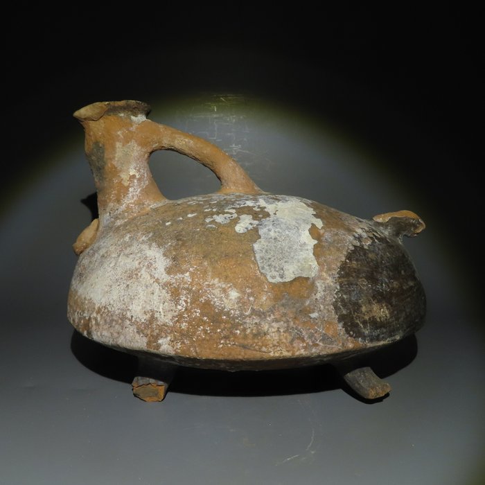 Âge du bronze Terre cuite Récipient Askos en forme d'oiseau. 3e-2e millénaire avant JC. 22,5 cm de longueur.