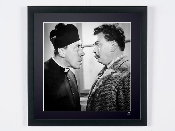 Fernandel « Don Camillo » & Gina Cervi « Peppone » - Wooden Framed 50X50 cm - Limited Edition Nr 02 of 30 - Serial ID 30706 - Original Certificate (COA), Hologram Logo Editor and QR Code