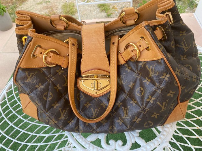 Louis Vuitton - Etoile Handbag - Catawiki