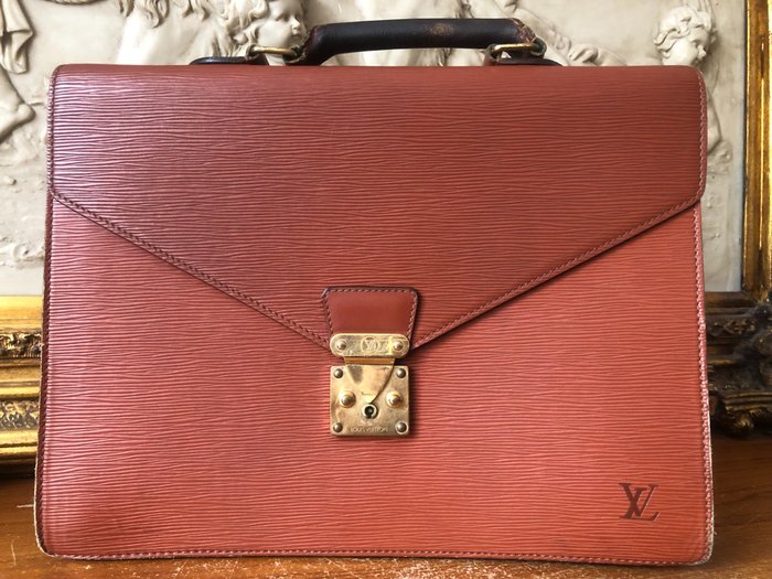 Louis Vuitton - No Reserved: Epi Serviette Ambassador Business Bag -  Briefcase - Catawiki