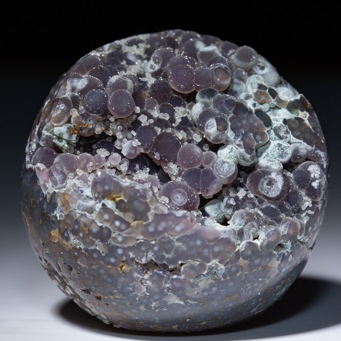 葡萄玛瑙 - 来自印度尼西亚的葡萄球体 - 具有葡萄状习性的紫色石英微小球体。 - 高度: 54 mm - 宽度: 54 mm- 175 g