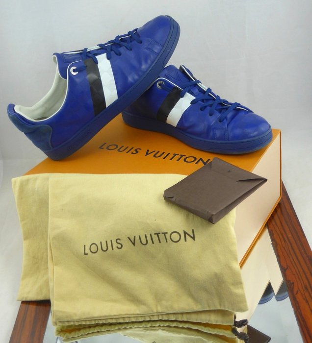 LV frontrow mens shoes  Louis vuitton mens sneakers, Louis vuitton sneakers,  Louis vuitton men