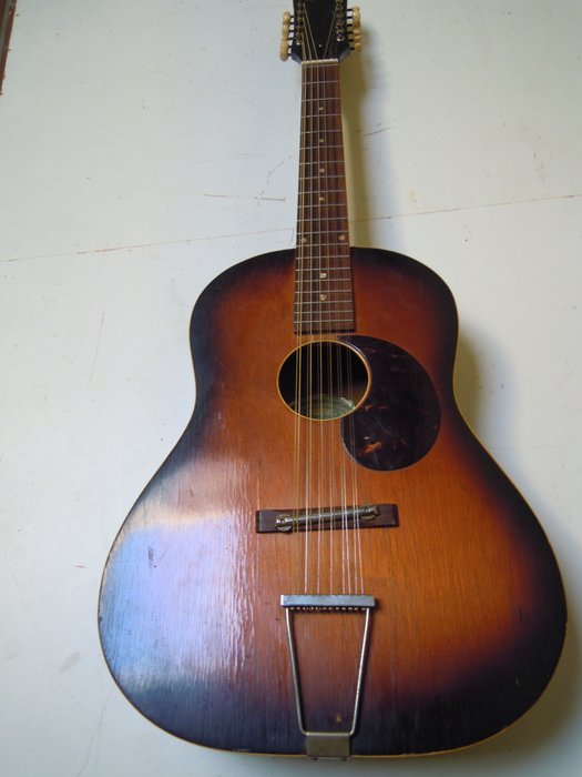 Egmond - Guitarra de 12 cuerdas - Holanda - 1950