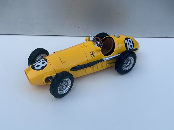 CMR 1:18 - 模型賽車 - Ferrari 500 F2 Chassis 0208F