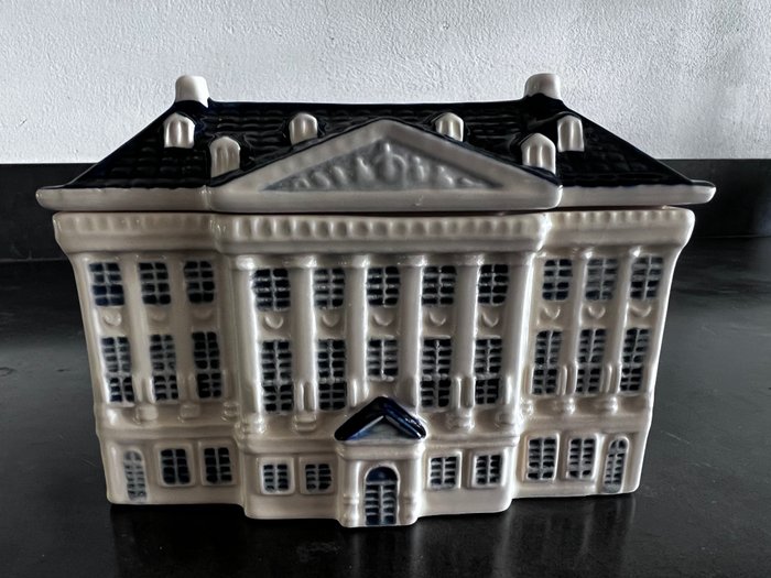 Goedewaagen - The Grand Hotel - Ceramic