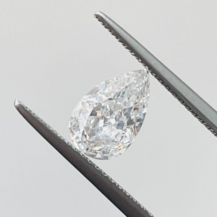 1 pcs Diamante - 1.48 ct - Pera - G, Colour Enhanced - VVS1