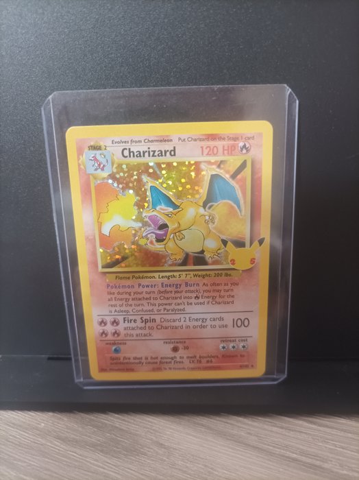 The Pokémon Company - Pokémon - Carta collezionabile Charizard - 1998
