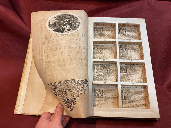 Libro scatola - Cofanetto ricavato da un antico volume - 1725