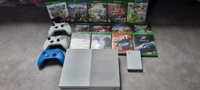 Microsoft Xbox One S 1T - Set of video game console + games