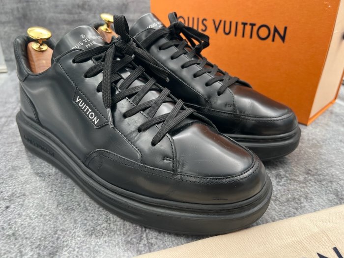 Louis Vuitton Sneakers - Size: Shoes / EU 42 - Catawiki