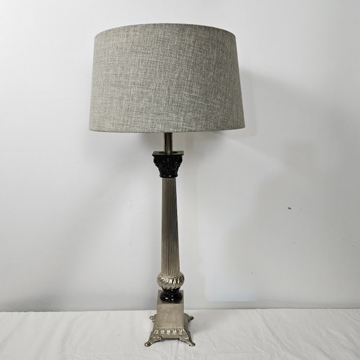 Bordlampe Dekorative Objekter salg