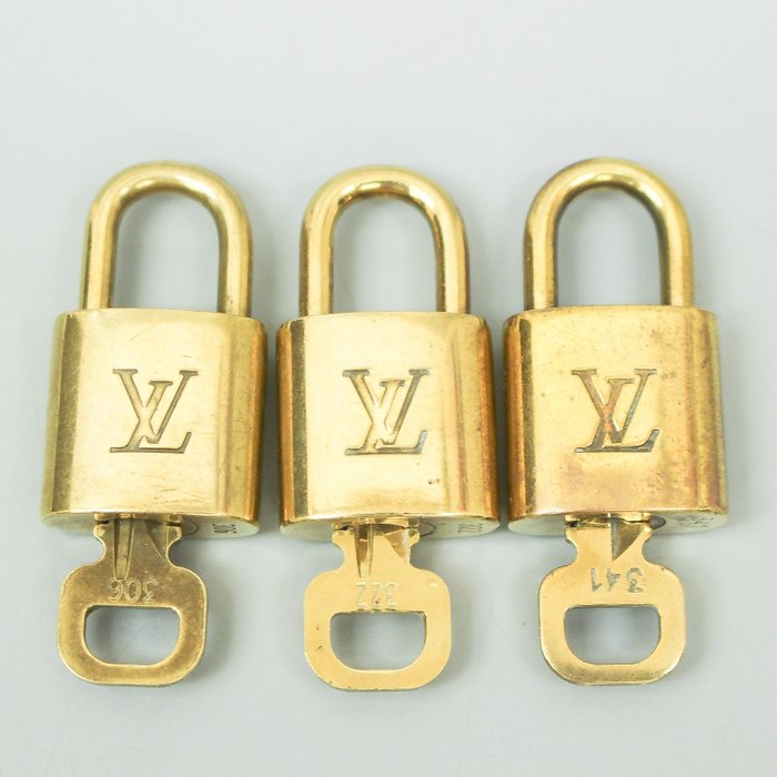 Louis Vuitton Brass Lock & Key Set - Gold Travel, Accessories