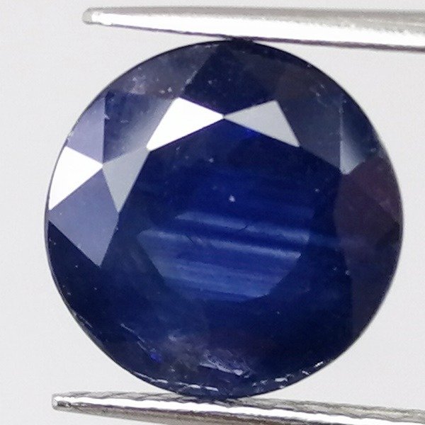 Safira azul - 2.86 ct