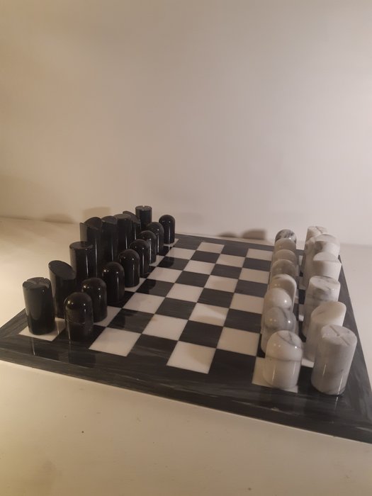 Chess game - Marble - Catawiki