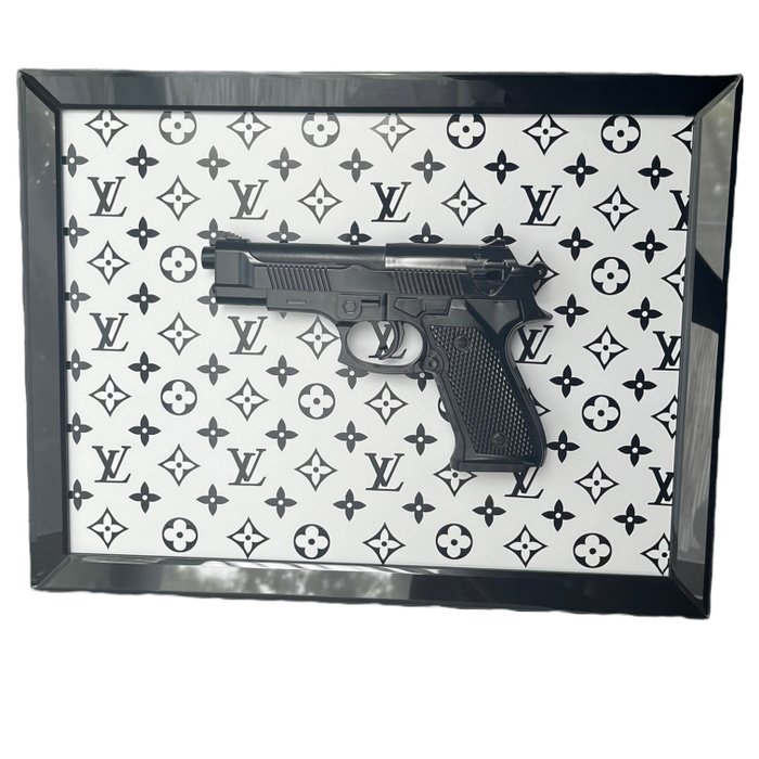 AmsterdamArts - Louis Vuitton 3D gun wall art - Catawiki