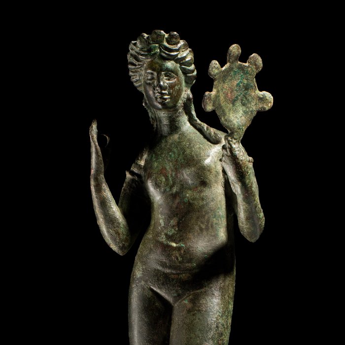 Römisches Reich Bronze Bedeutende Aphrodite-Figur. Ex. Christie's 1981. 31,8 cm. Spanische Exportlizenz. Veröffentlicht.