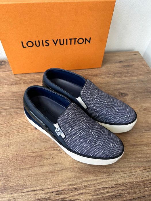 Louis Vuitton - Sneakers - Size: Shoes / EU 41 - Catawiki