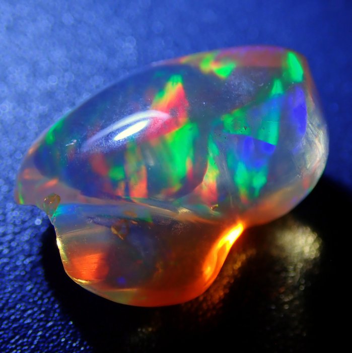 Opale di fuoco messicano perfetto molto raro Pendente in cristallo - 4.305 ct- 0.861 g