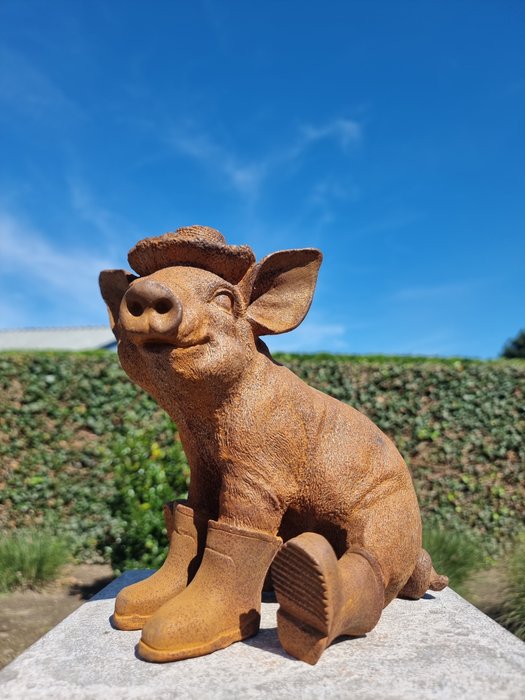 Statuette - A cute pig - Jern (støbt/smeltet)