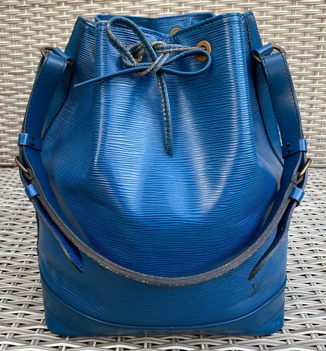 Sold at Auction: Louis Vuitton, Louis Vuitton Blue Epi Leather Noe