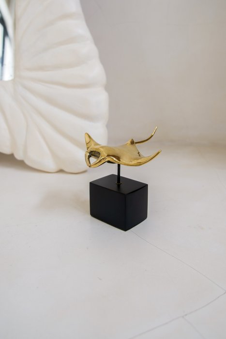 雕刻, NO RESERVE PRICE - Sculpture Manta Ray on a Base - 11.5 cm - 青銅色