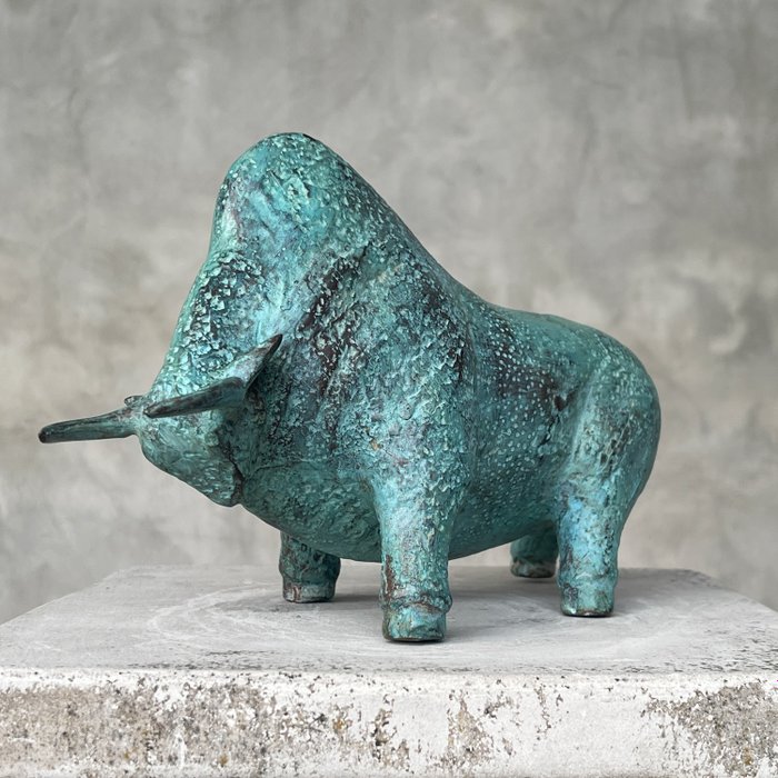 Escultura, NO RESERVE PRICE - Sculpture of a Striking American Bison - Link to video of this sculpture down - 15 cm - Bronce