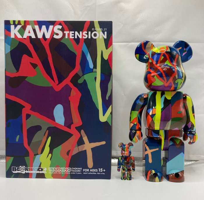 Kaws (1974) - Tension Kaws - Be@rbrick 400% & 100% - - Catawiki