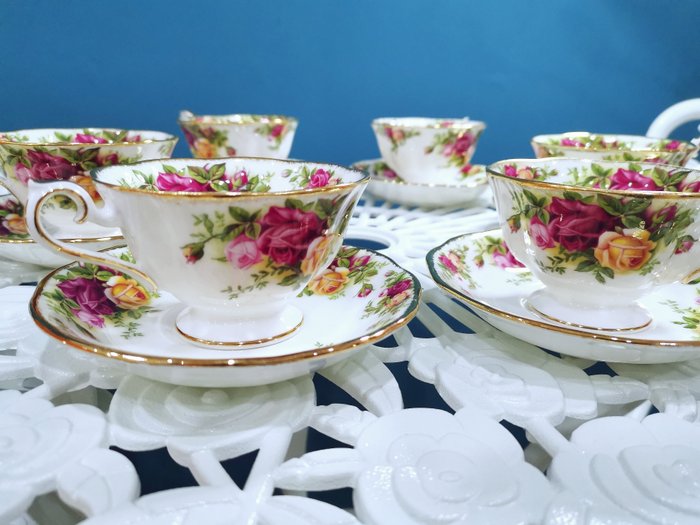 Royal Albert - tazze e piattini per 6 - Porcellana - old country roses avon  - Catawiki