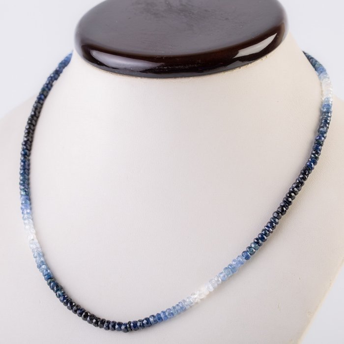 Facettierte blaue Saphir-Edelsteine Prestigeträchtige Halskette mit facettiertem blauem Saphir- 17 g