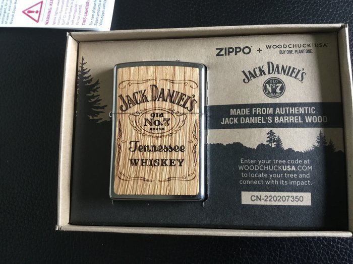 Zippo - Zippo 2022 Jack Daniels 3d houten embleem gemaakt van echte vaten - Tändare - Koppar