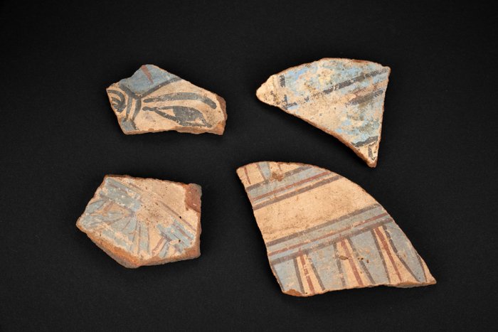 Oldtidens Egypten Terrakotta Fire Amarna malede keramik fragmenter 8,0, 9,0, 7,7, 14,3 cm. - (4)