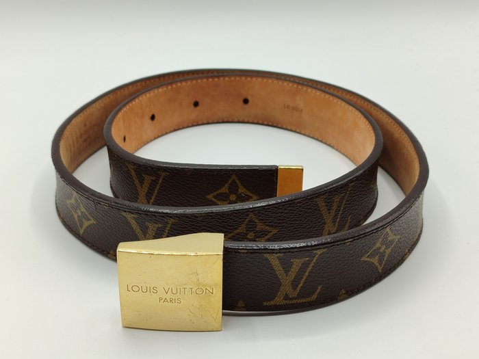 Louis Vuitton Monogram LV Initiales 35mm Reversible Belt, Black, 110cm