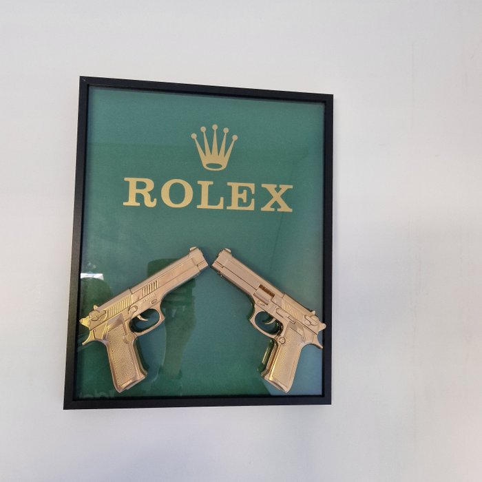 henq - Guns on glass Rolex