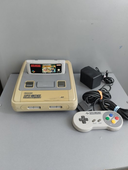 Nintendo - Super Nintendo (SNES) - Set aus Videospielkonsole + Spielen