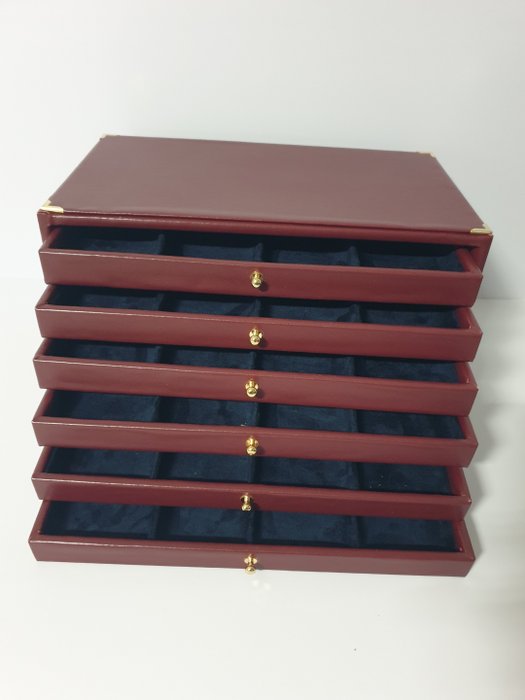 48 posti - 珠宝盒 - 木, 皮革