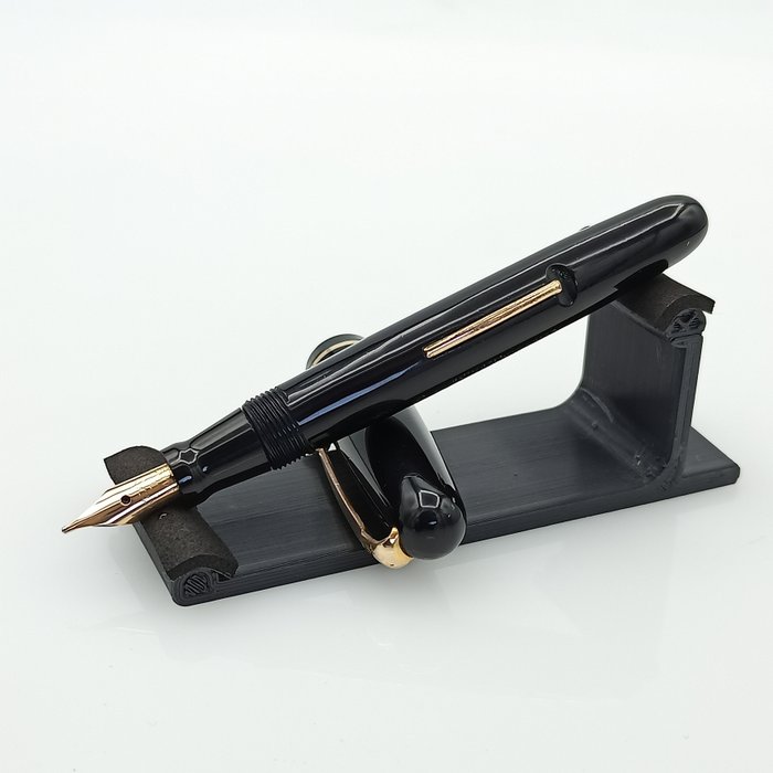 LOUIS VUITTON - Fountain pen - LUXURY fountain pen 18 kts - Catawiki